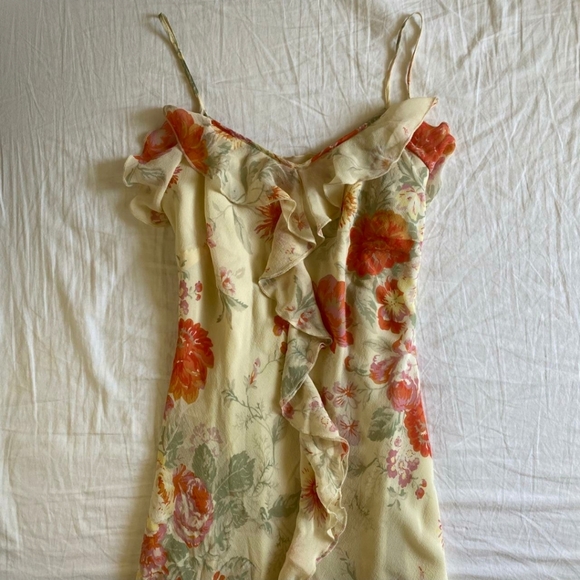 Floral Ruffle Dress - Picture 2 of 4